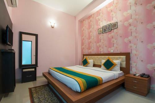Oyo 9935 Hotel Mango House