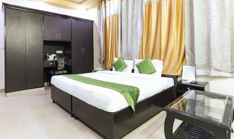 Hotel Treebo Trip Sswag 18 Expressway