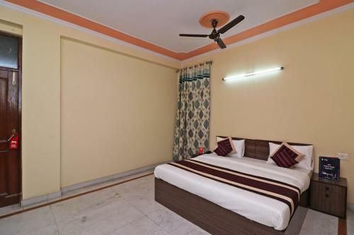 Hotel Oyo 12774 Akash Residency