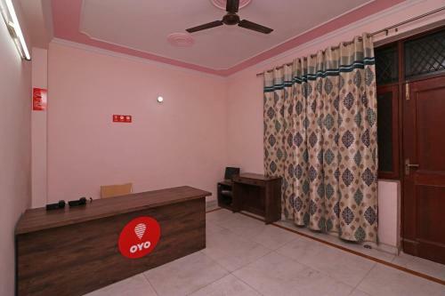 Hotel Oyo 12774 Akash Residency