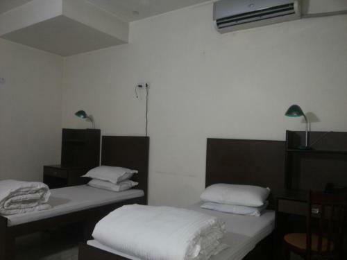 Hostal Peacock Serviced Apartment