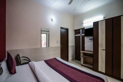 Hotel Oyo 9530 Kunal Residency