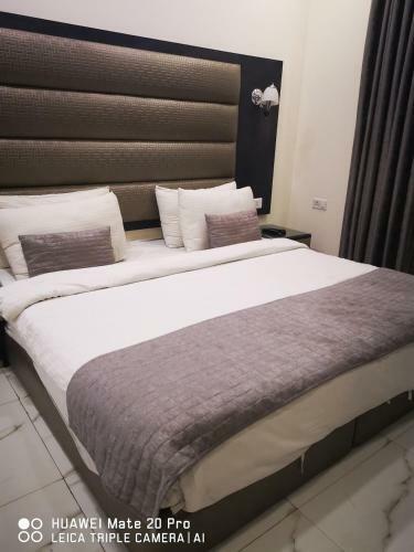 Hotel P.k. Residency