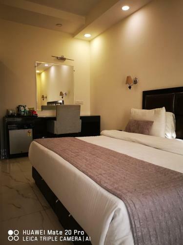 Hotel P.k. Residency