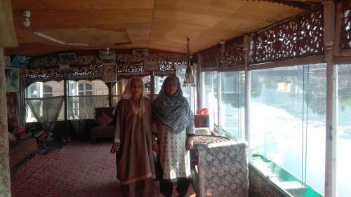 Hotel Island Homestay