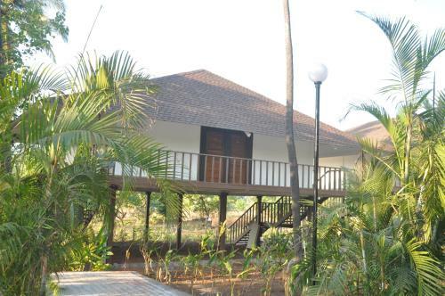 Hotel Exotica The Sea View