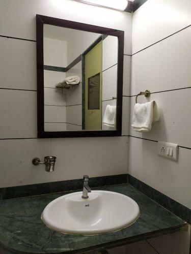 Hotel Grand Ambience Resort