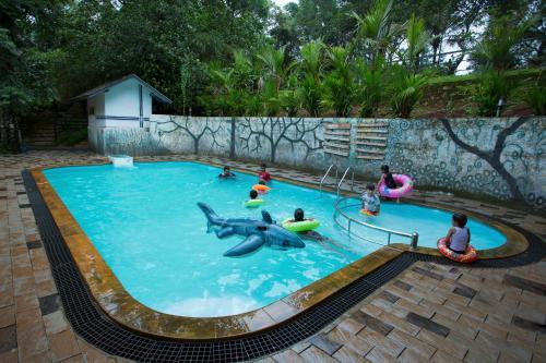 Hotel Adithya Nature Resort & Spa