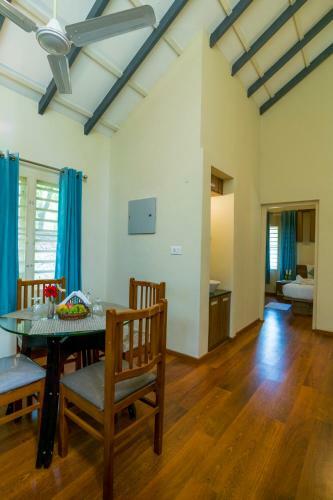 Hotel Adithya Nature Resort & Spa