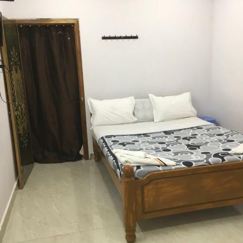 Lodge Jayaram Residency