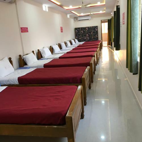 Lodge Jayaram Residency
