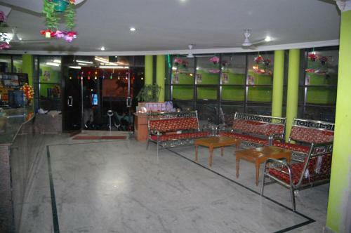 Lodge Hotel Jayaam