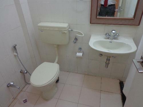 Hotel Ramoji Greens Inn