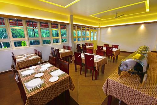 Hotel Vythiri Holiday Resort