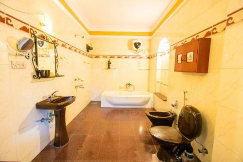 4bhk Luxurious Villa