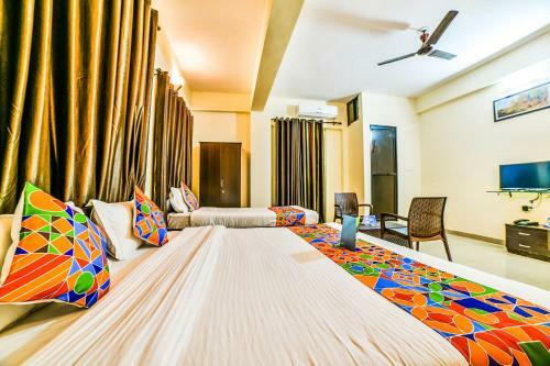 Hotel Fabexpress Spring Height