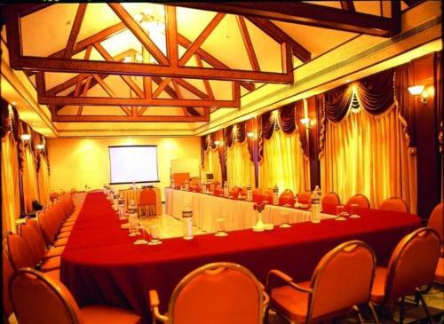 Hotel Celebrity Club & Resort