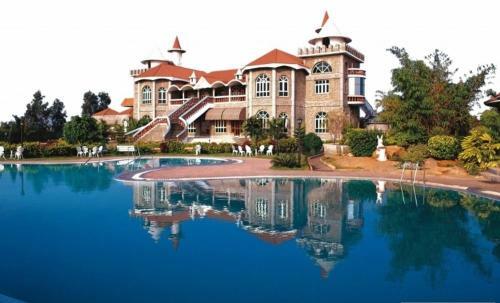 Hotel Celebrity Club & Resort
