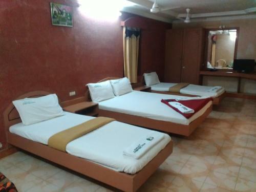 Hotel Emerald Dove