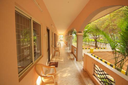 Hotel Jains Royal Palace Resorts