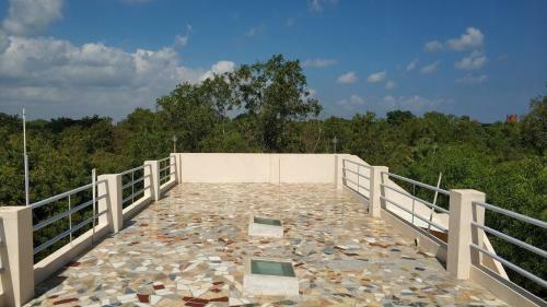 Hostal Lotus Garden Guest House