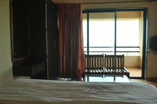 Hotel O'nest Nakshatra Beach Resort