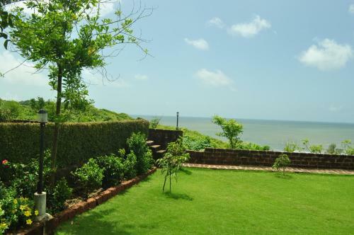 Hotel O'nest Nakshatra Beach Resort