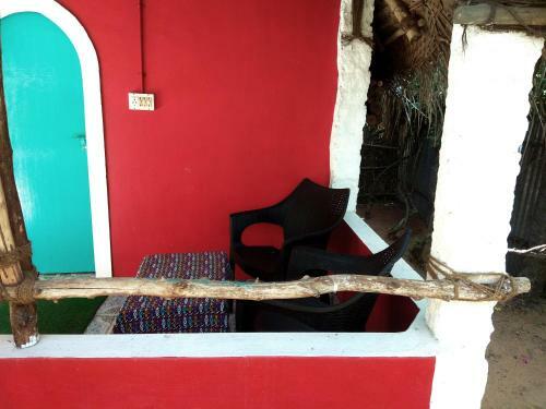 Hostal Dharmakanni Tropical Huts