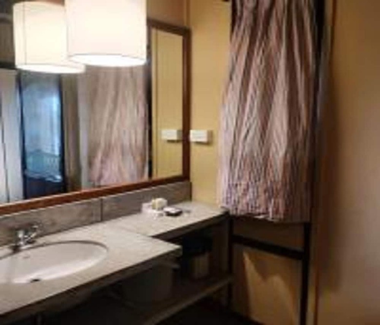 Hotel Mango Hill By Poppys