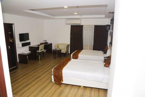 Kga Elite Continental Hotel
