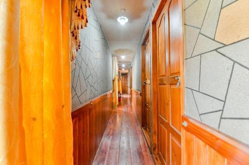 Oyo 23104 Houseboat Indraprastham Four Square 4 Bhk