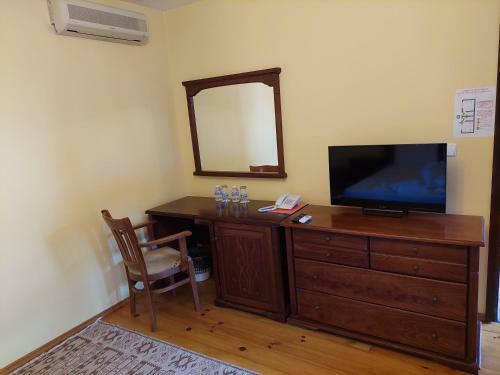 Hostal Guest Rooms Cheshmata