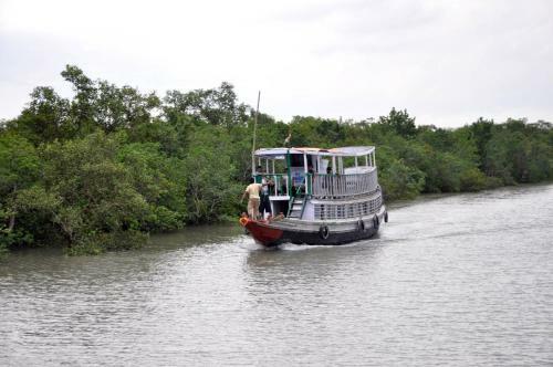 Hotel Royal Sundarban Wild Resort