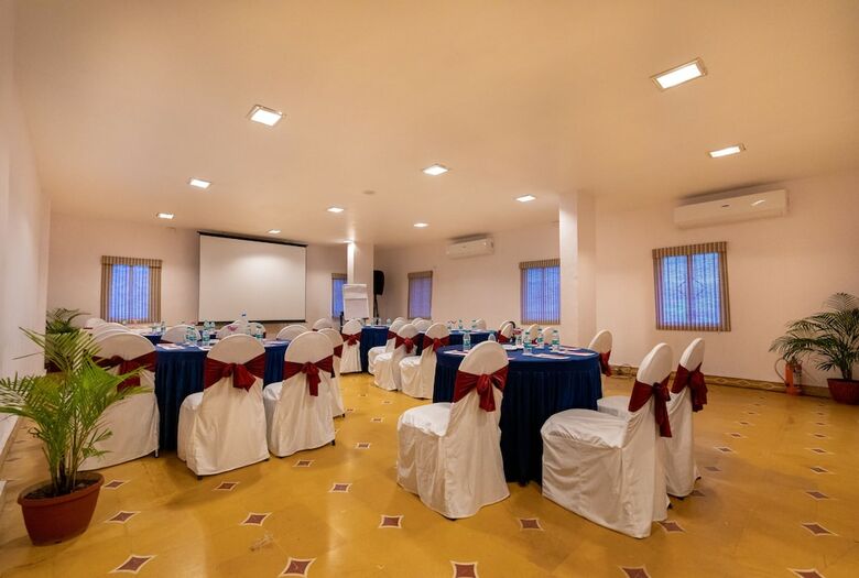 Fort Jadhavgadh -a Gadh Heritage Hotel