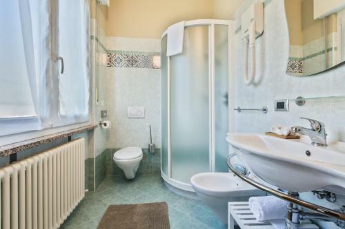 Hostal Vignola Rooms Avio