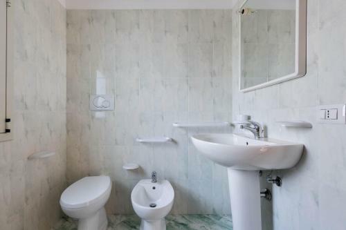 Residence Tab�