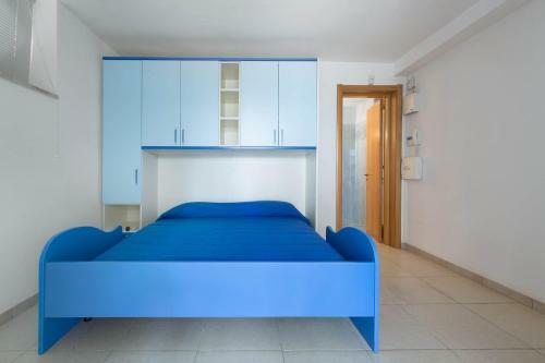 Residence Tab�