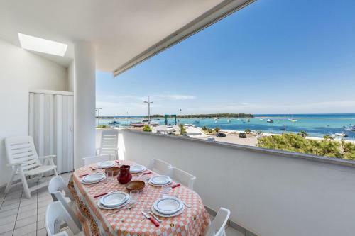 Porticciolo Apartment
