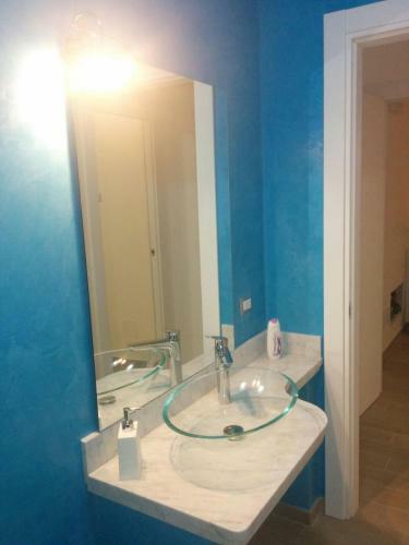 Hostal Marinella Guest House