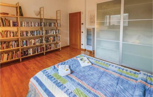 Six-bedroom Holiday Home In Fumane -vr-