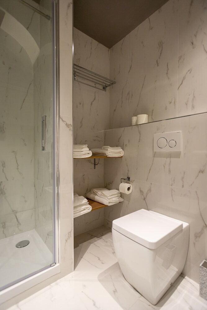 Hotel Hnn Luxury Suites