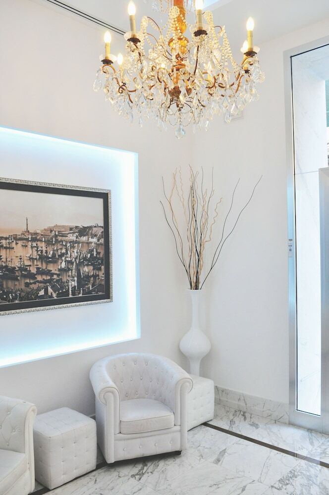 Hotel Hnn Luxury Suites