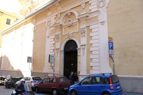 Home Genoa Hostel