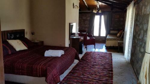 Hostal Yediburunlar Lighthouse