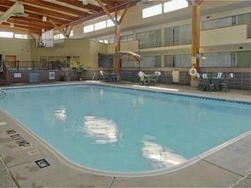 Hotel Clarion Inn University Plaza