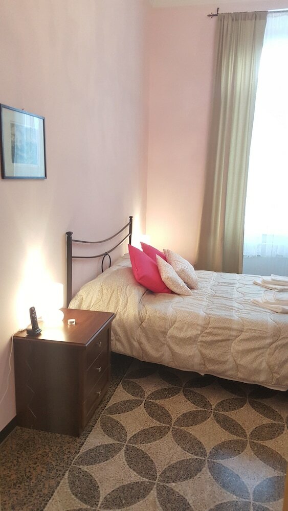 Hostal Royal Suite