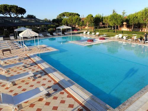 Grosseto Apartment Sleeps 6 Pool Air Con Wifi