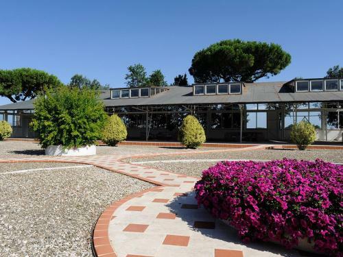 Grosseto Apartment Sleeps 4 Pool Air Con Wifi