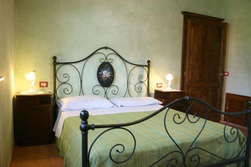 I Bertoni Villa Sleeps 8 Pool Wifi