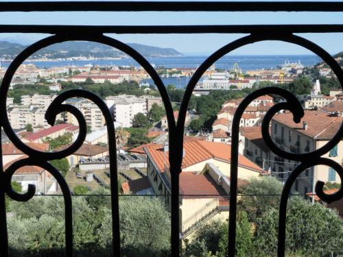 Hostal C� Leon